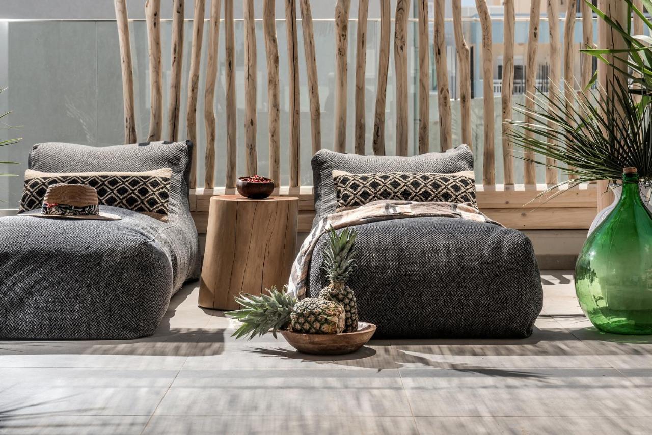Khroma Luxury Suite 2 Beach Front Apartment Херсонисос Екстериор снимка